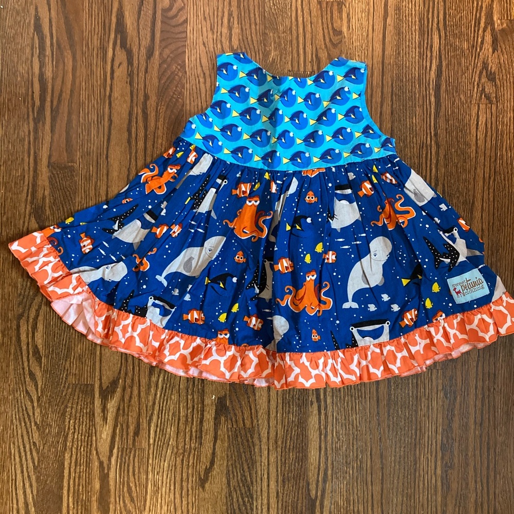 Sweet Petunia tunic